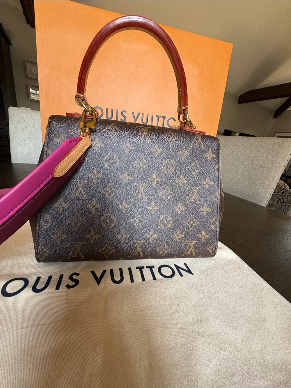 Louis Vuitton Monogram Cluny BB Bag with Pink Strap like new! - Picture 2 of 11